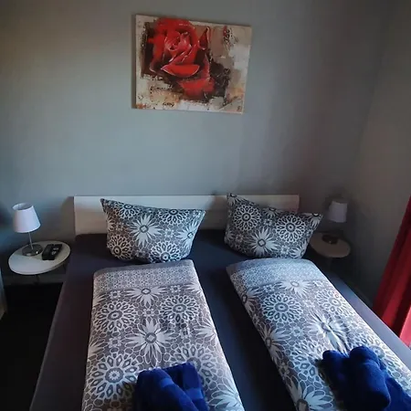 Sandburg Comfortable Greetsiel